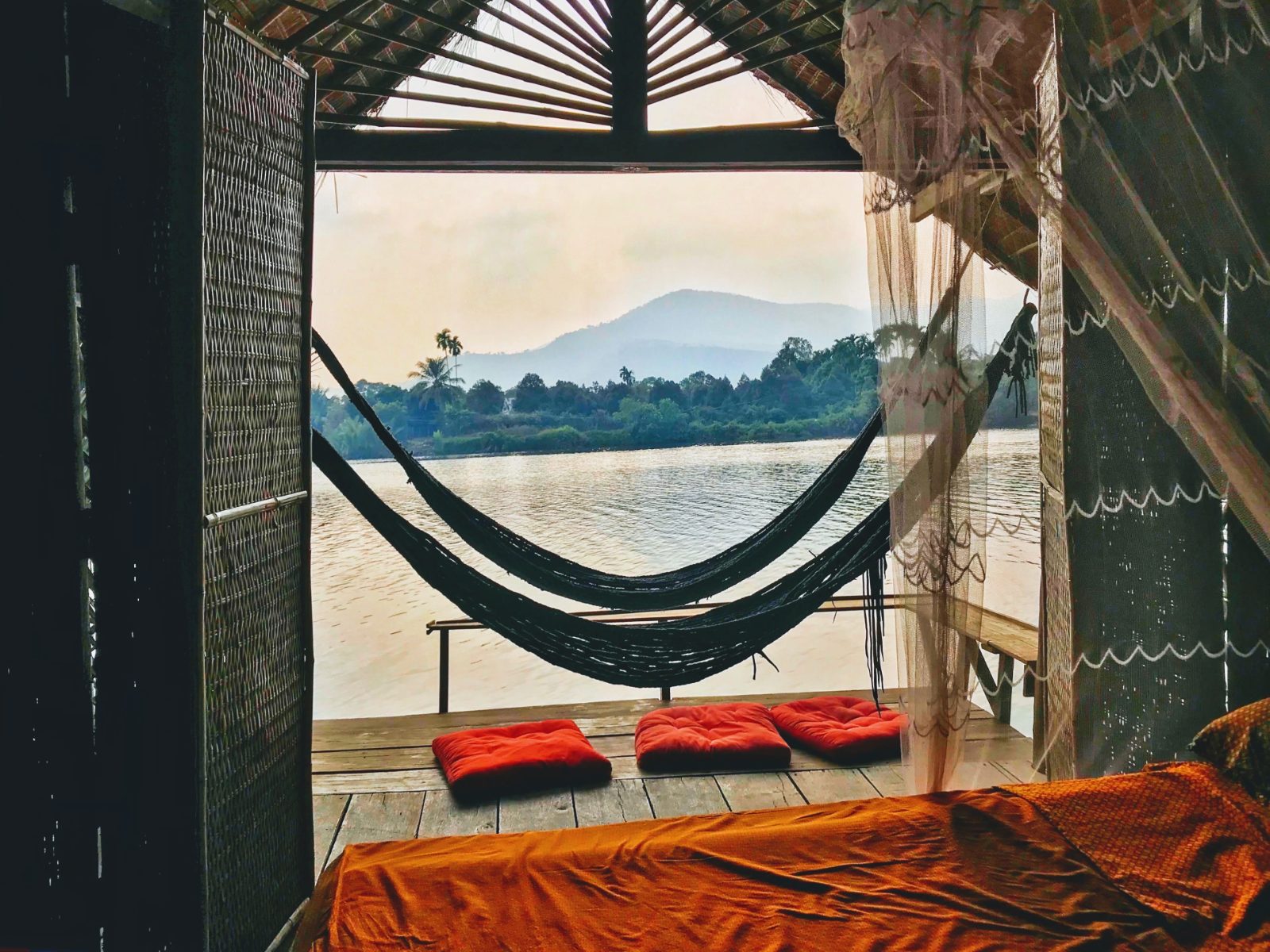 Ảnh bungalow ven sông